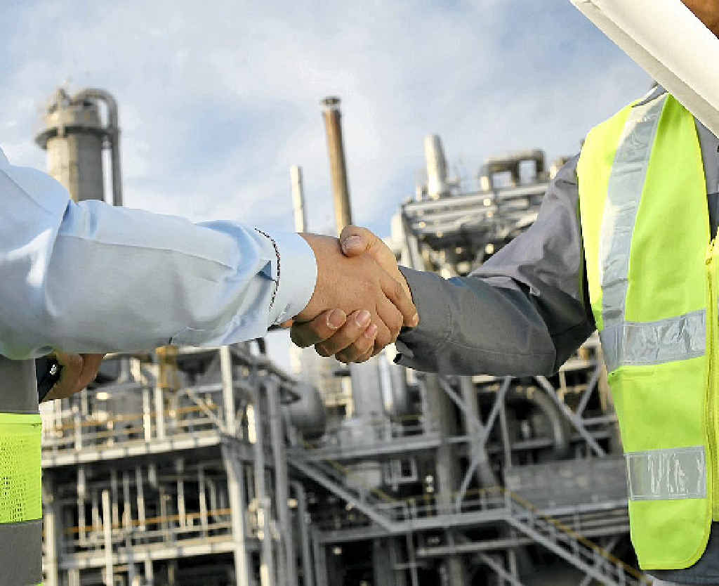 Many mining services companies also operate registered training organisations, to aid job seekers in developing the skills required to work in the industry. Many mining services companies also operate registered training organisations, to aid job seekers in developing the skills required to work in the industry.